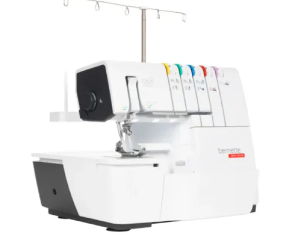 Bernette b68 Air Threader Overlocker/Coverseamer